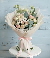 Букет цветов из:  Розы и Лизиантусы в Комсомольске Ивановской области