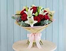Букет цветов из:  Лилии и Розы #REPLACE_PRED# Комсомольске Ивановской области