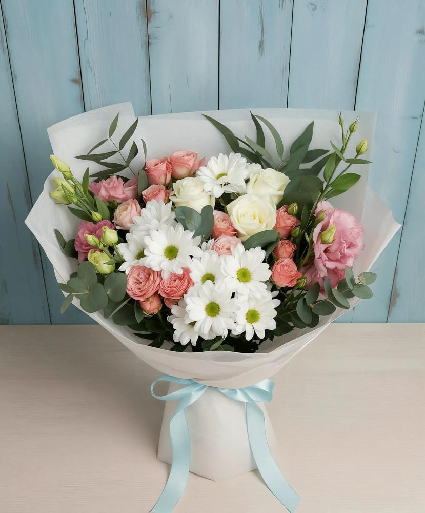 Букет цветов из: Розы, Лизиантусы и Хризантемы в Комсомольске Ивановской области