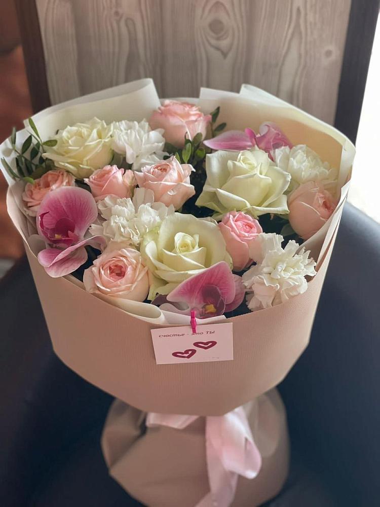 Букет цветов из: Орхидеи, Розы и Гвоздики в Комсомольске Ивановской области