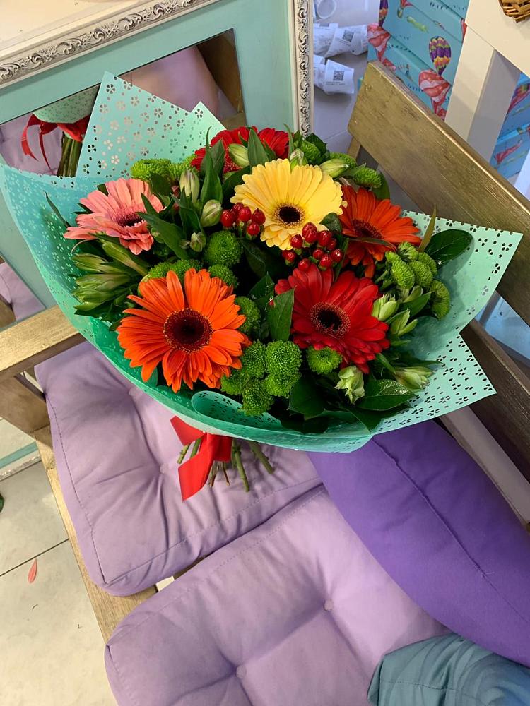 Букет цветов из: Герберы, Хризантемы и Альстромерии в Комсомольске Ивановской области