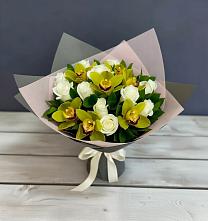 Букет цветов из:  Орхидеи и Розы в Комсомольске Ивановской области