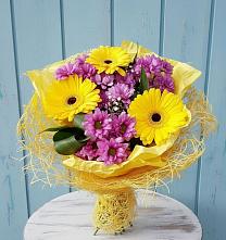Букет цветов из:  Хризантемы и Герберы в Комсомольске Ивановской области
