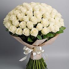 Букет 101 беля роза Белоснежка в Комсомольске Ивановской области