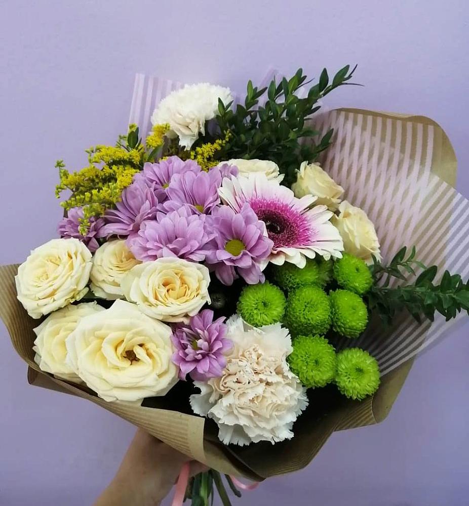 Букет цветов из: Хризантемы, Розы, Гвоздики и Герберы в Комсомольске Ивановской области