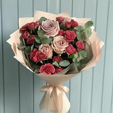 Букет цветов из:  Гвоздики и Розы в Комсомольске Ивановской области