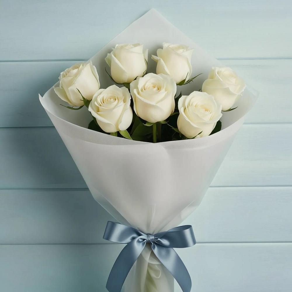 Букет 7 Белых роз Эдлесс Лав в Комсомольске Ивановской области